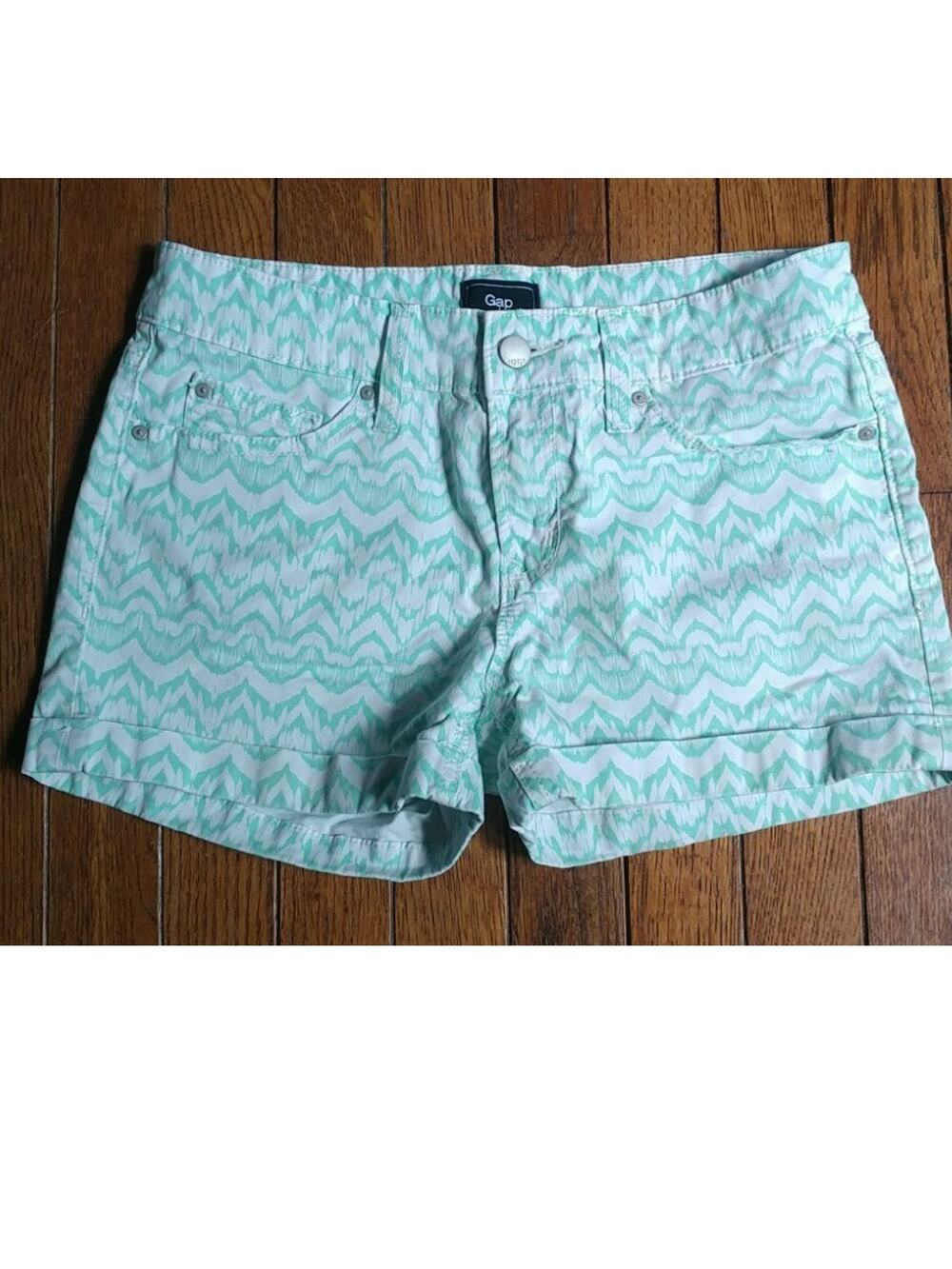 Gap Womens Chino Shorts 2 Mint Green White Chevron Pattern Zigzag 3" Insm Rolled